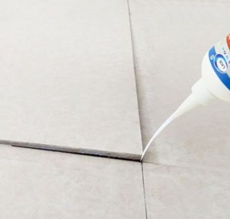 盘县瓷砖空鼓维修公司分享卫生间瓷砖脱落的原因可能有以下几点